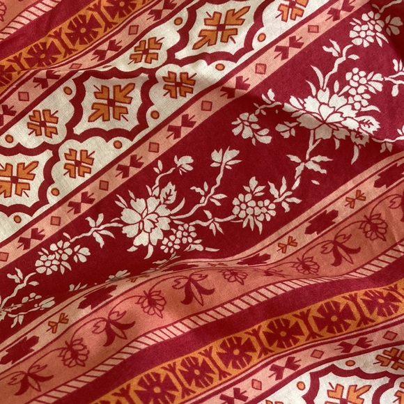 Old Navy Patterned Maxi Skirt Size 10 - Picture 2 of 3